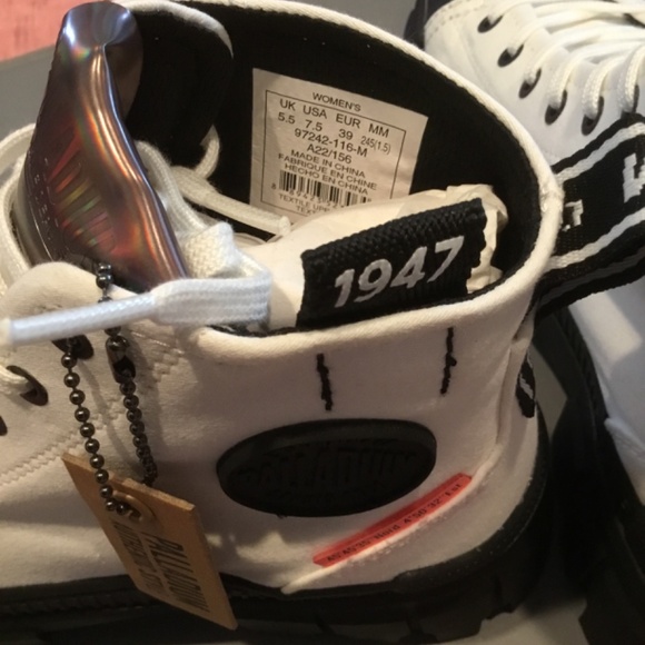 🥾 NIB Palladium Canvas Ankle Boots for Women 7.5 🥾 - Picture 5 of 6